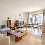 Appartement Les Aliscamps By Interhome