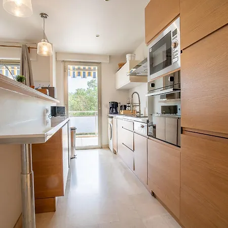 Daire Les Aliscamps By Interhome *