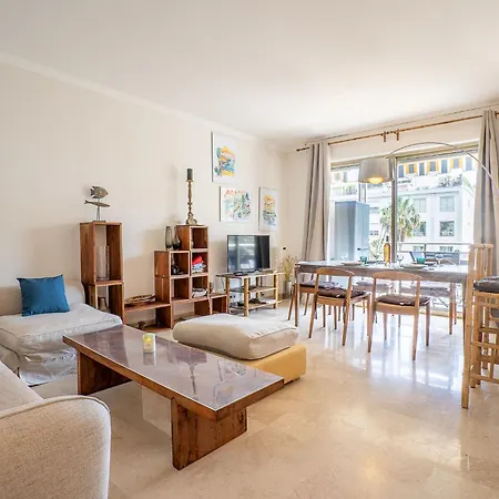 Daire Les Aliscamps By Interhome