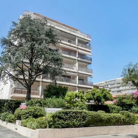 Les Aliscamps By Interhome Cannes