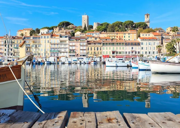 Les Aliscamps By Interhome Apartman